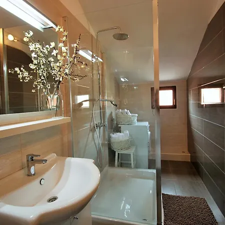 Antonija スプリト